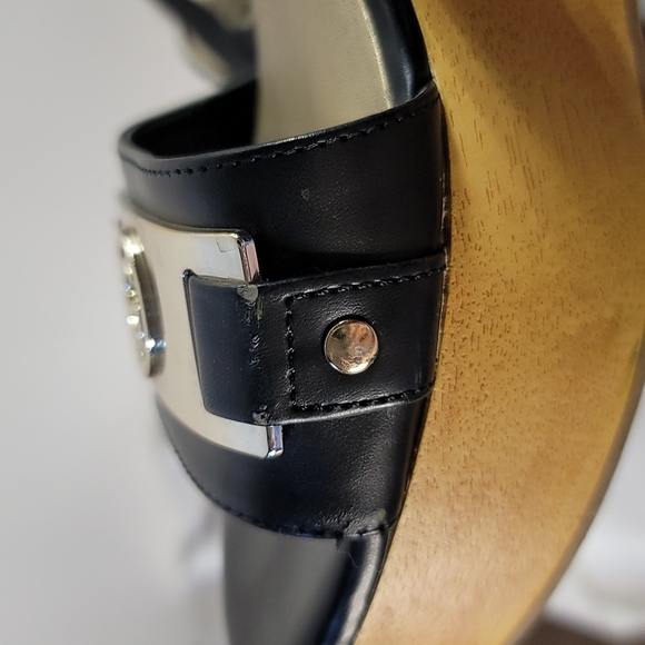 GBG Guess Danna Wedge Black Sandals, Women's size 8 - Picture 7 of 7